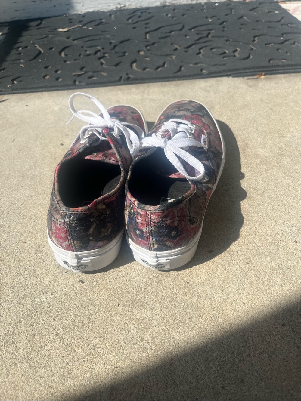 Classic Vans Floral Canvas Lace-Up Sneakers - Pink/Black - Picture 4 of 6